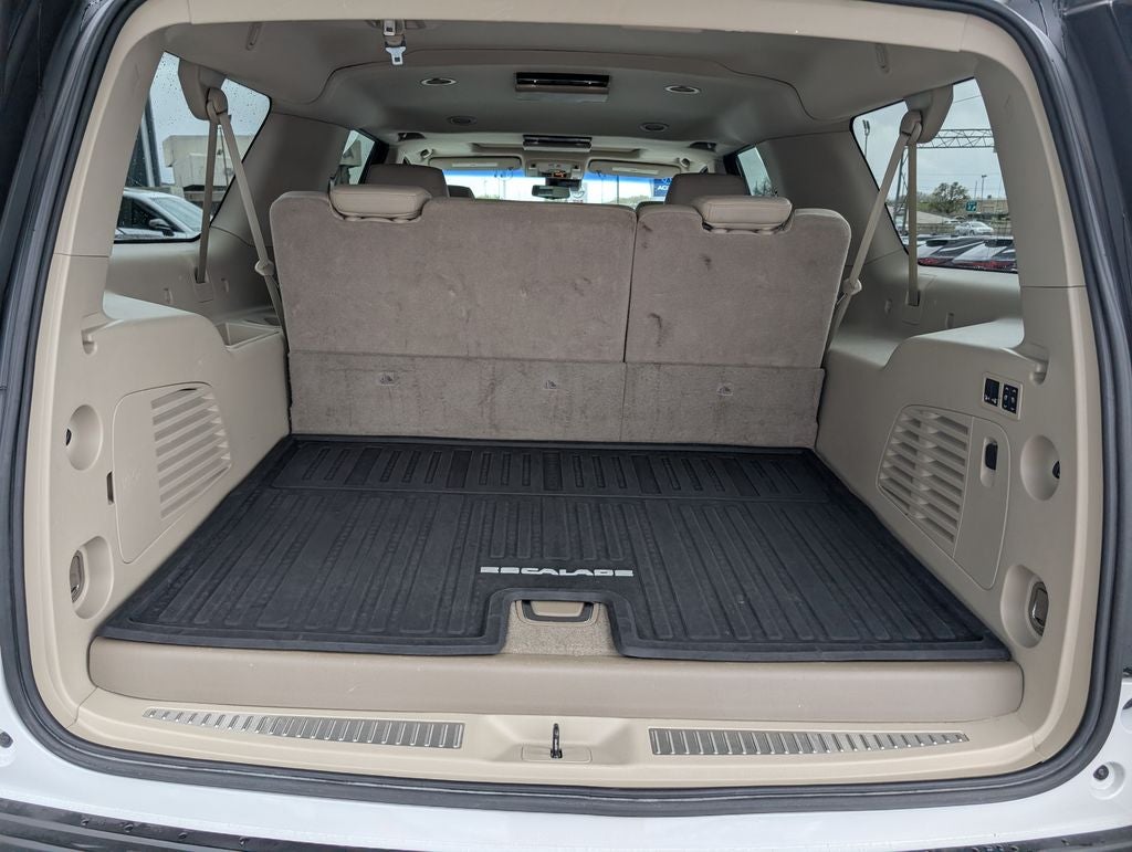 2018 Cadillac Escalade ESV Luxury