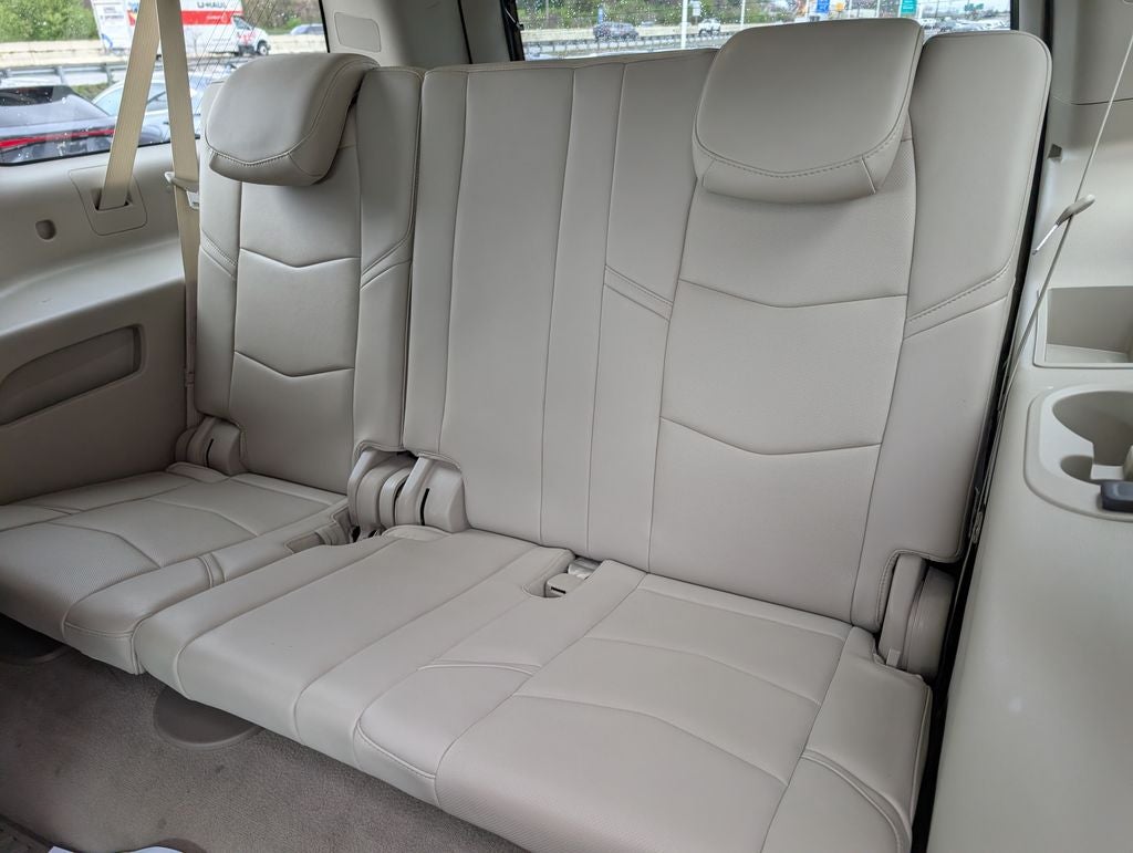 2018 Cadillac Escalade ESV Luxury