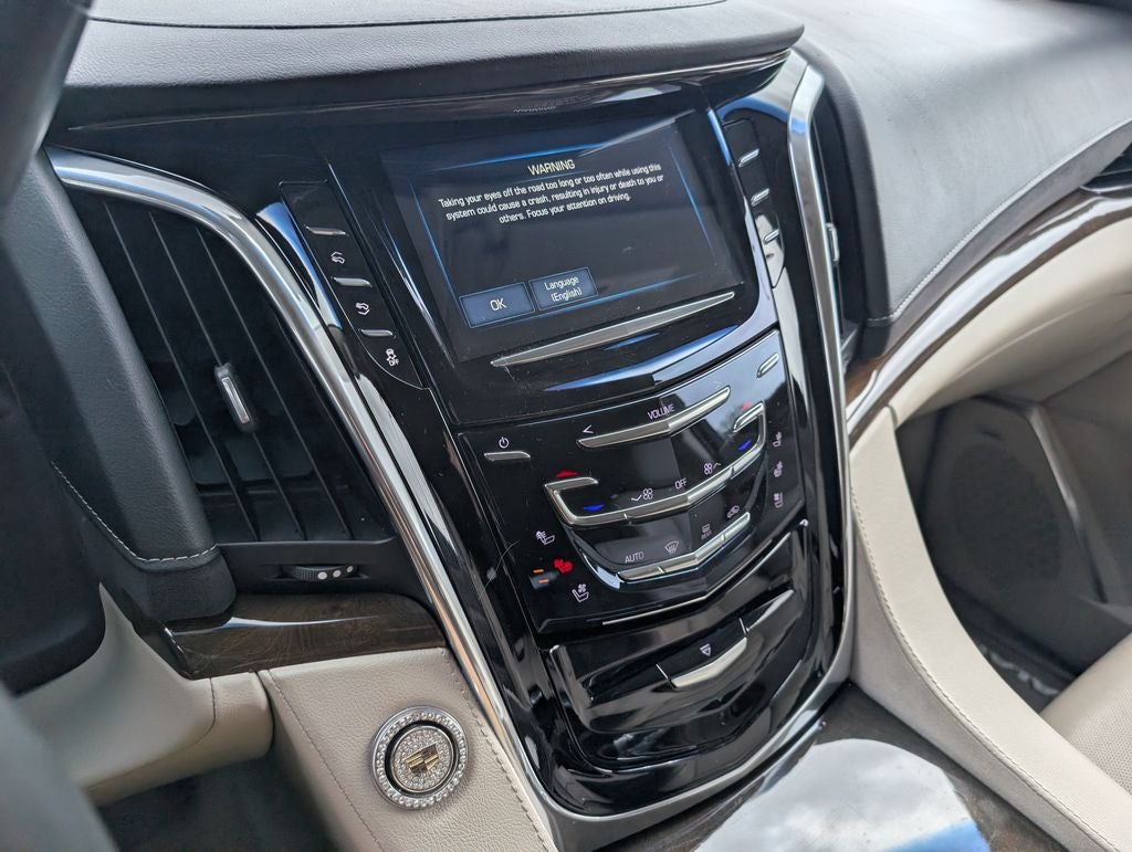 2018 Cadillac Escalade ESV Luxury