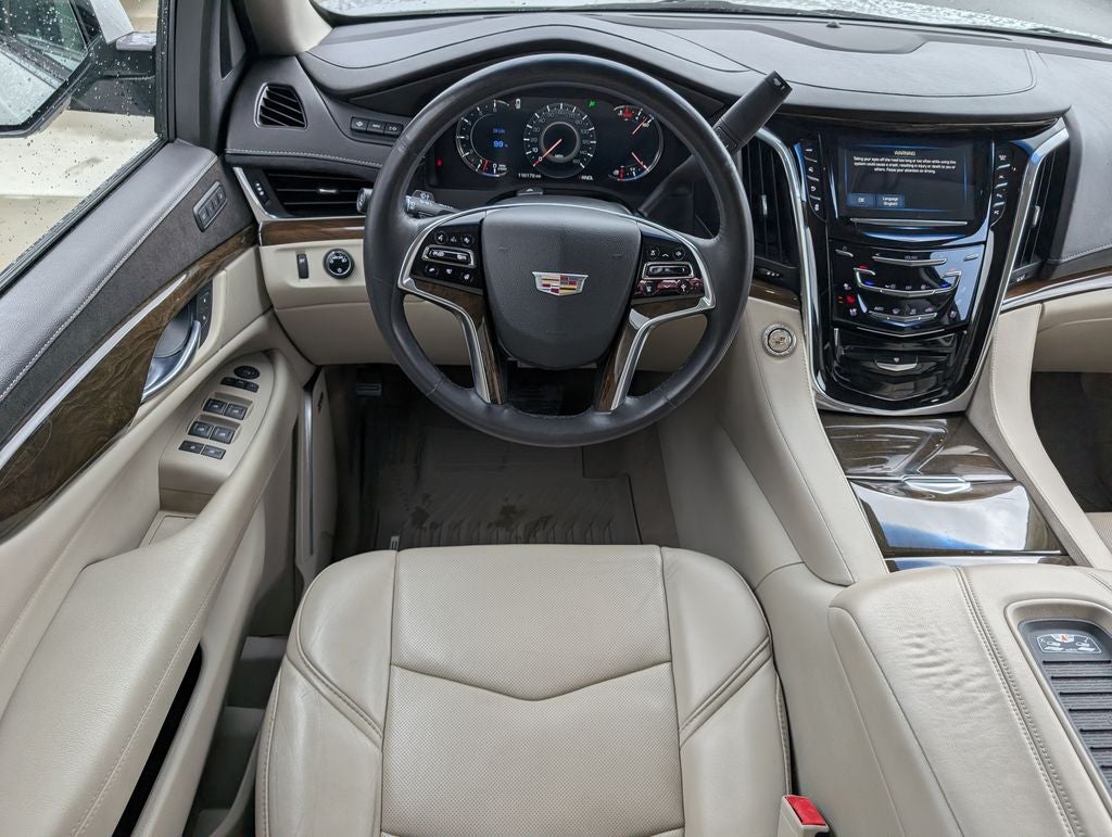 2018 Cadillac Escalade ESV Luxury