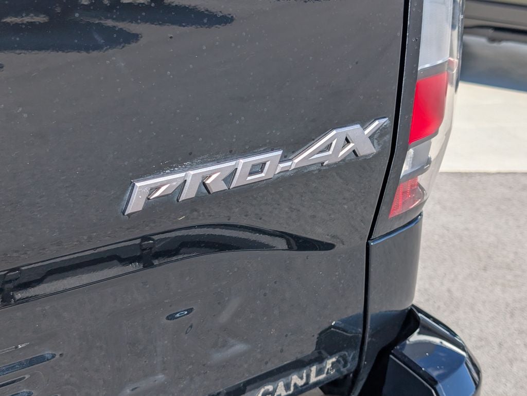 2022 Nissan Frontier PRO-4X
