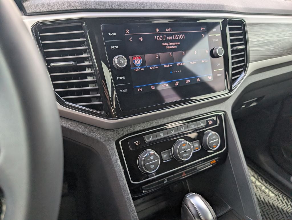 2023 Volkswagen Atlas Cross Sport 3.6L V6 SE w/Technology
