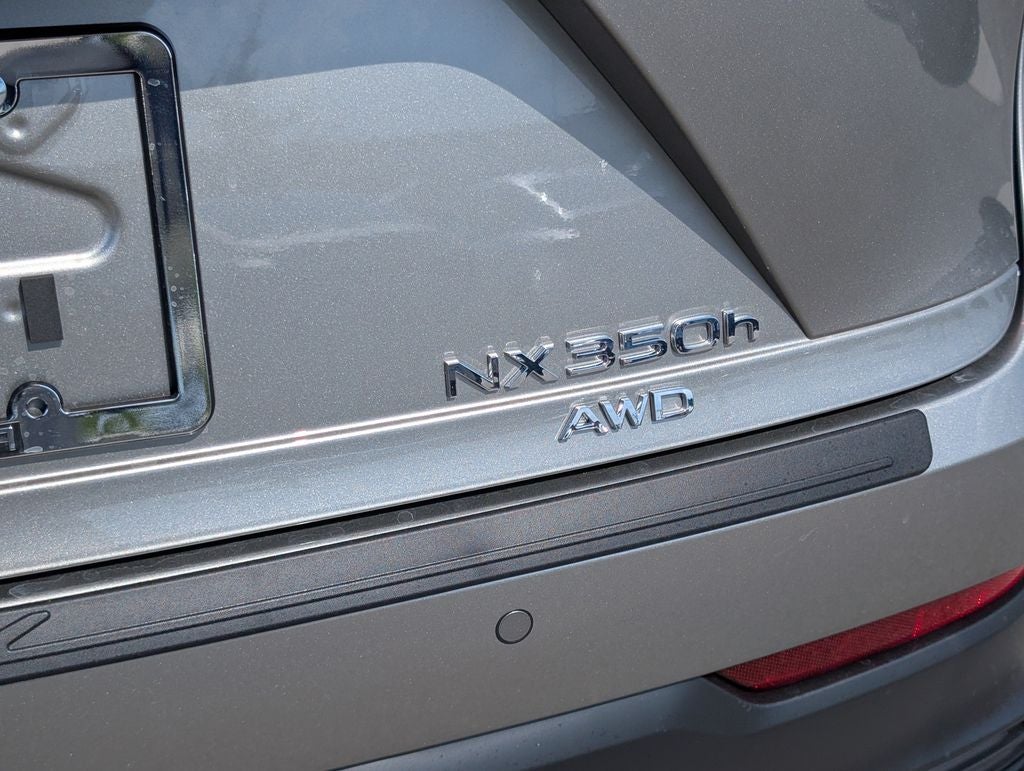 2026 Lexus NX 350h Luxury