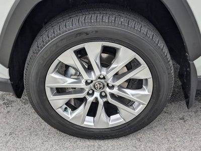 2025 Toyota RAV4 XLE Premium