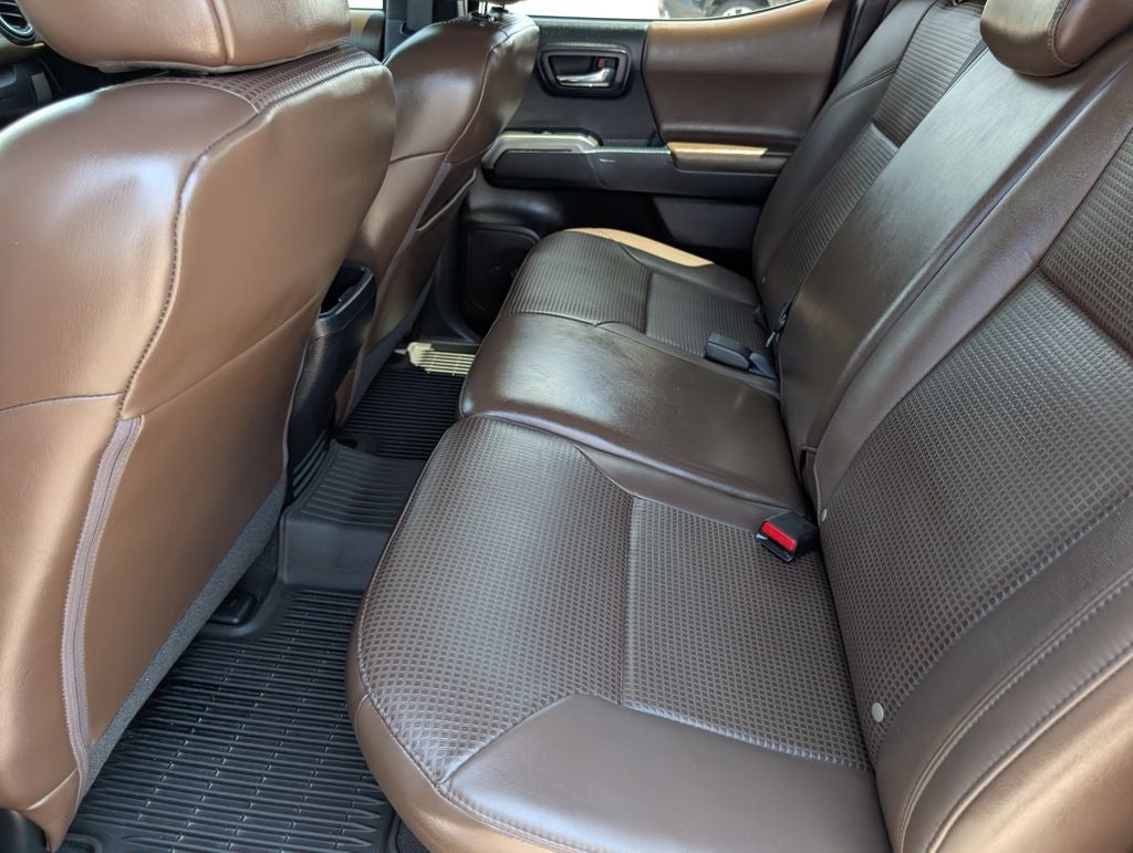 2017 Toyota Tacoma Limited V6