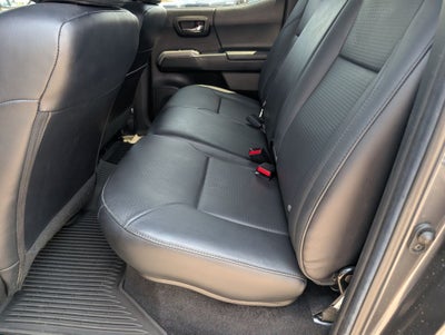 2022 Toyota Tacoma Limited V6