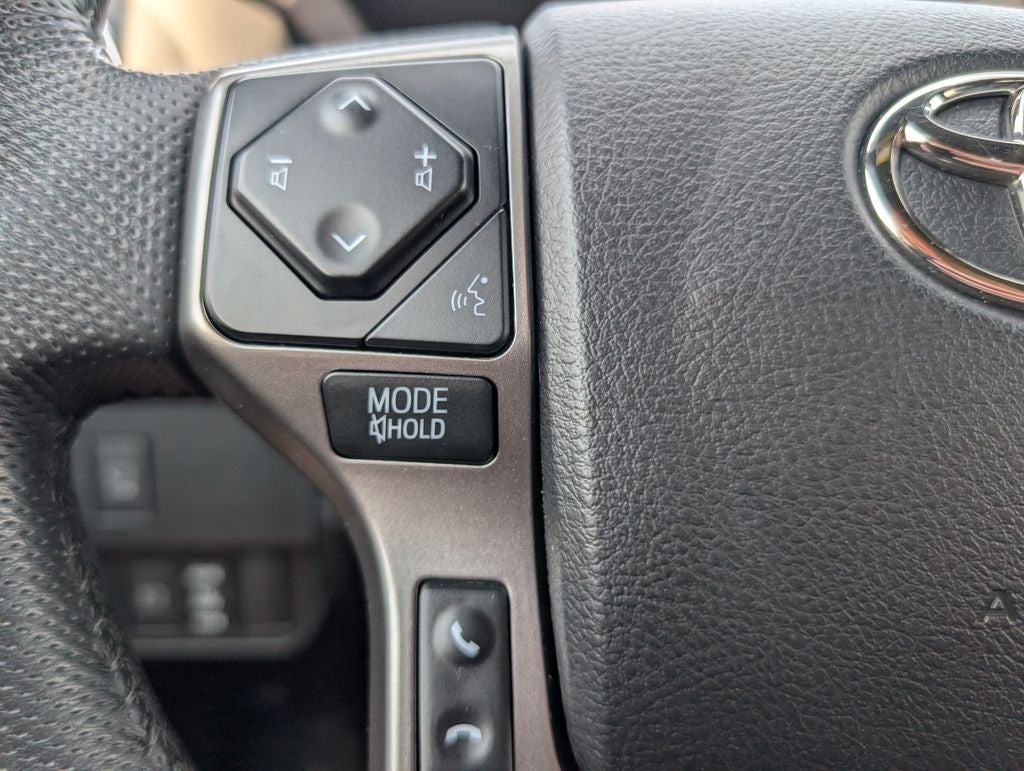 2022 Toyota Tacoma Limited V6