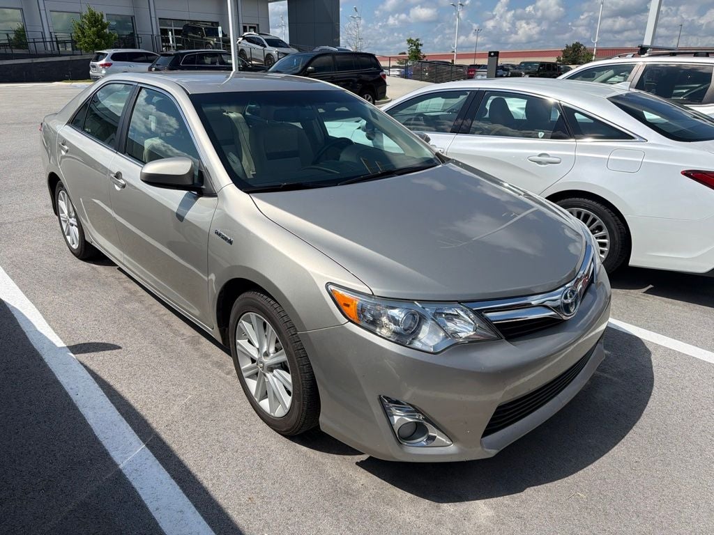 2014 Toyota Camry Hybrid XLE