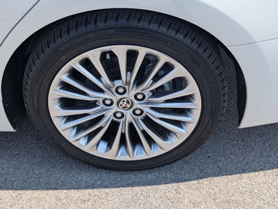 2021 Toyota Avalon Hybrid Limited