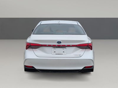 2021 Toyota Avalon Hybrid Limited