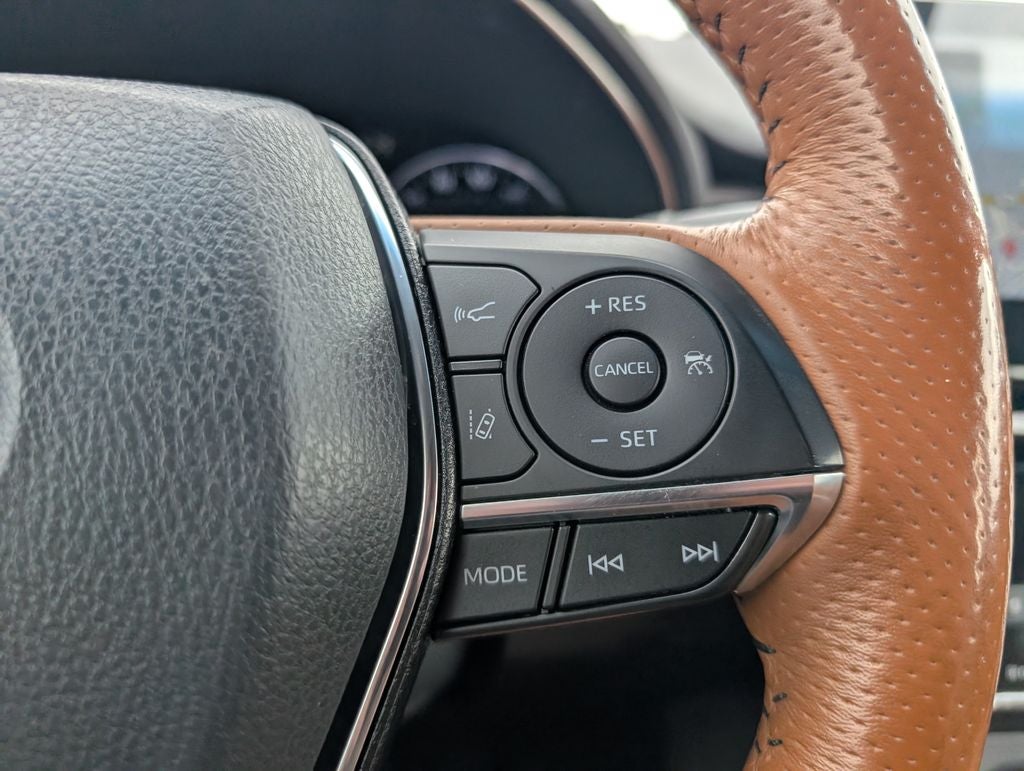 2021 Toyota Avalon Hybrid Limited