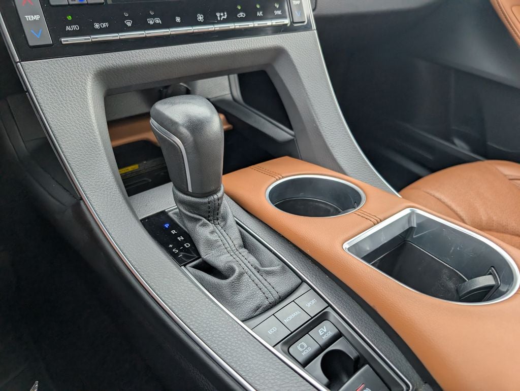 2021 Toyota Avalon Hybrid Limited