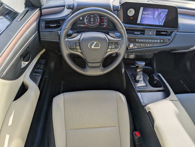2023 Lexus ES 250
