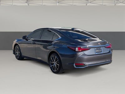 2023 Lexus ES 250