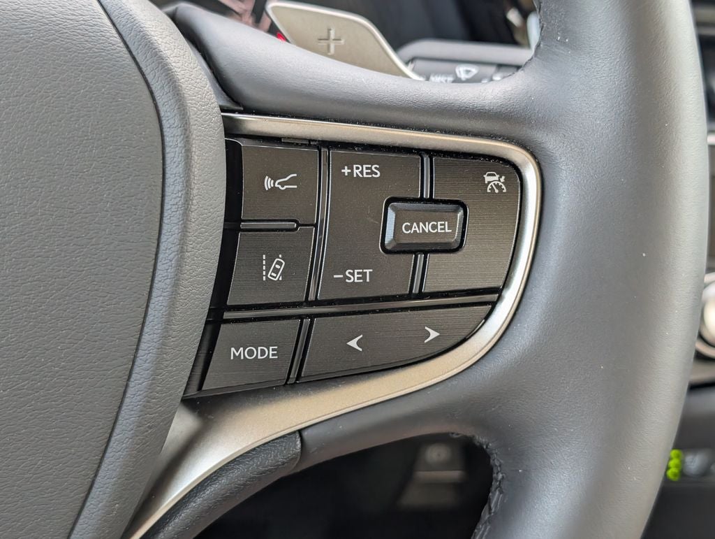 2024 Lexus ES 250