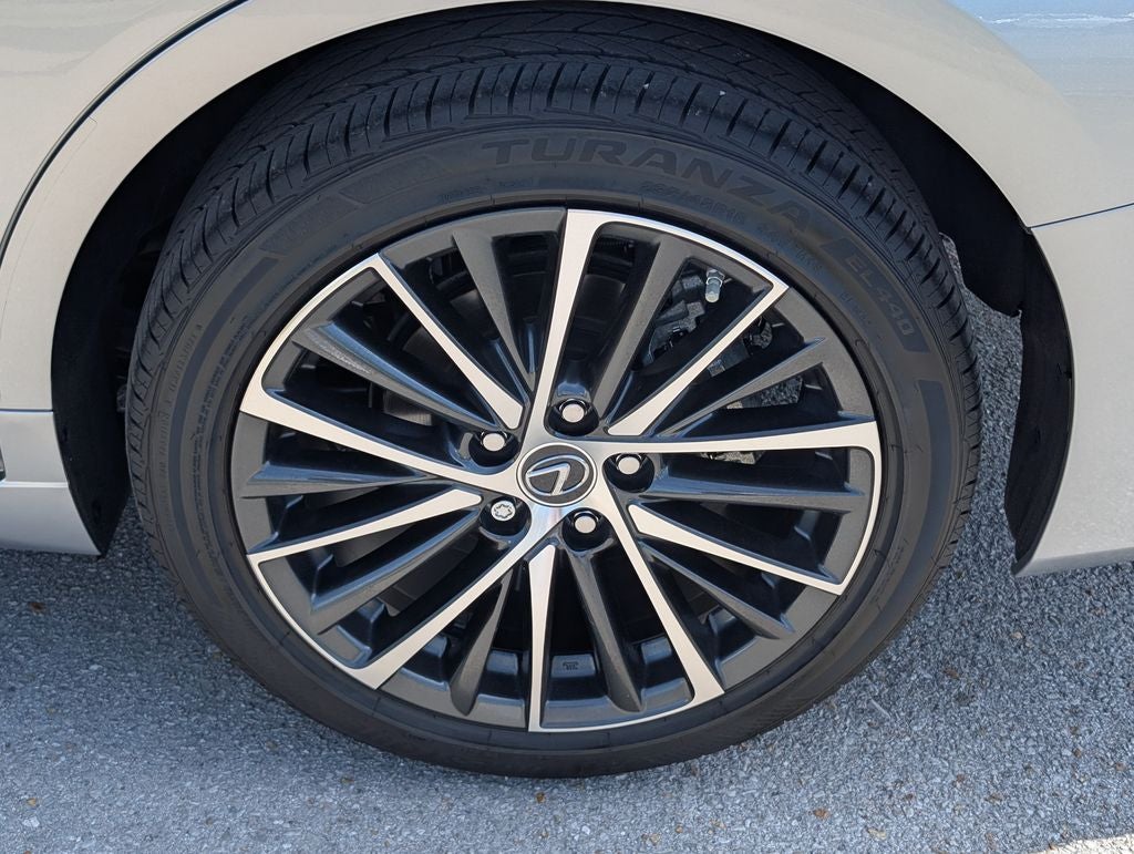 2024 Lexus ES 250