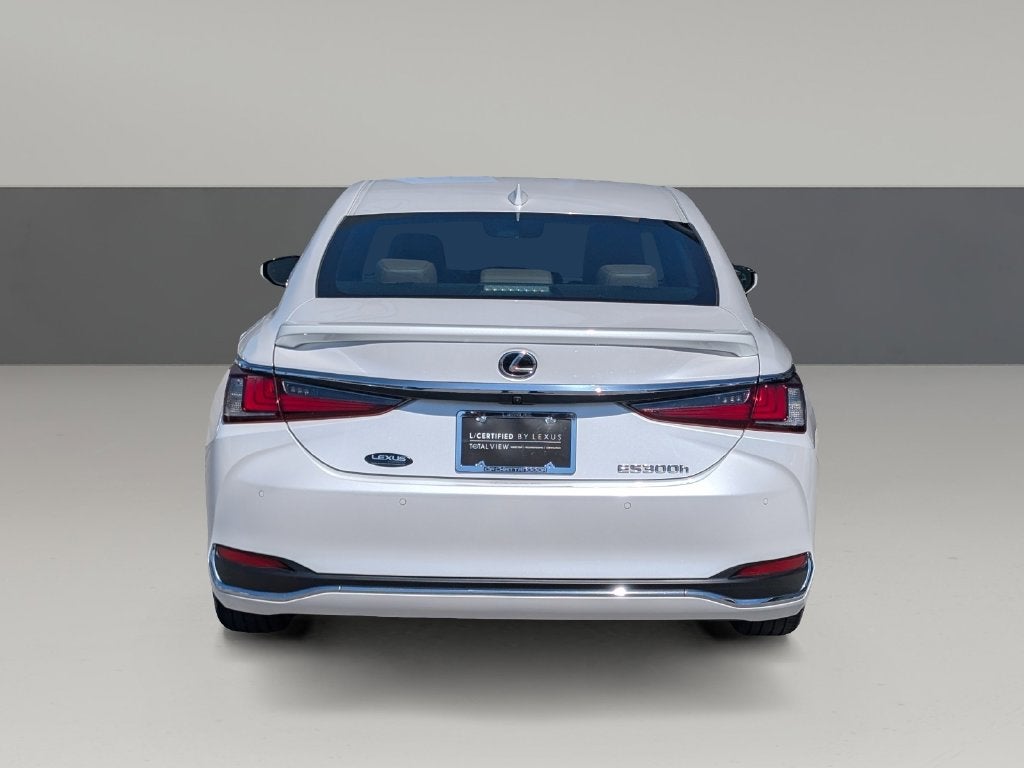2023 Lexus ES 300h