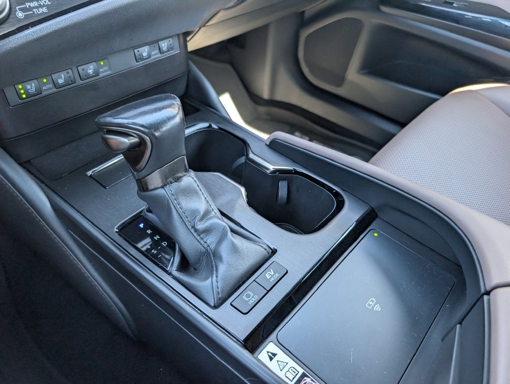 2023 Lexus ES 300h