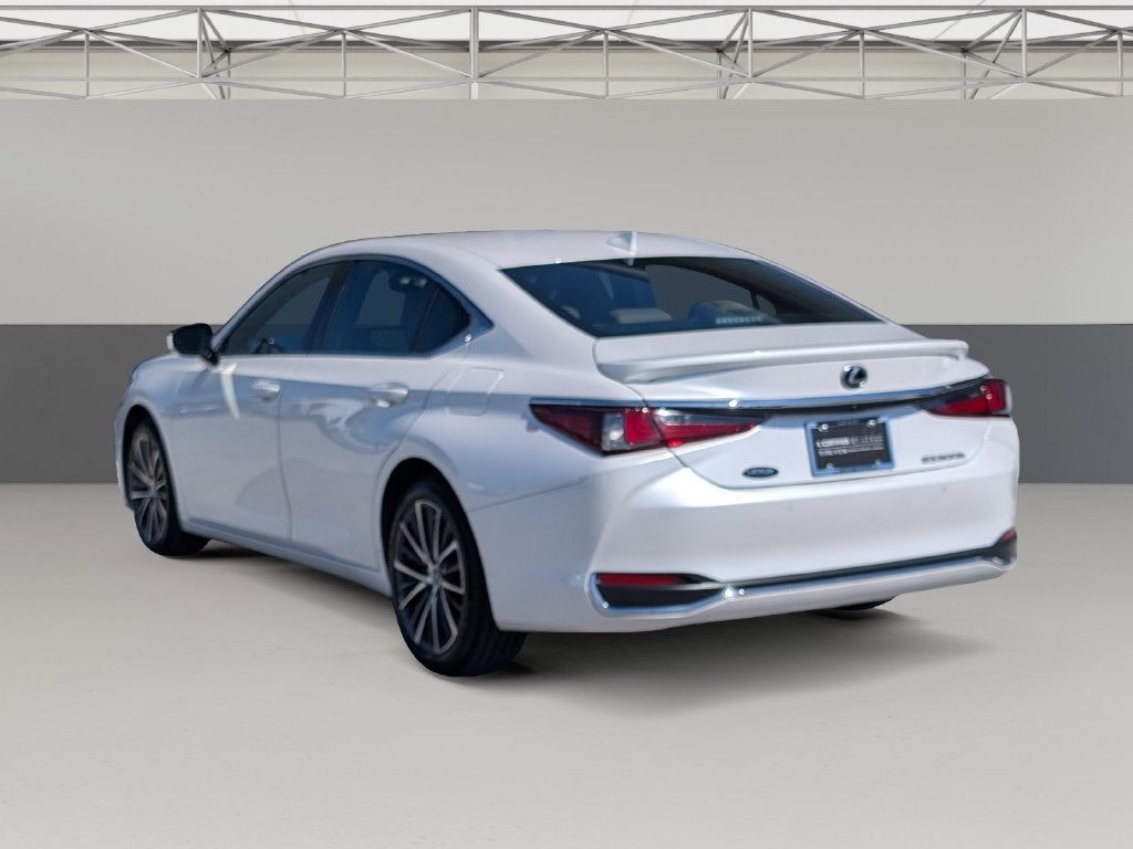 2023 Lexus ES 300h