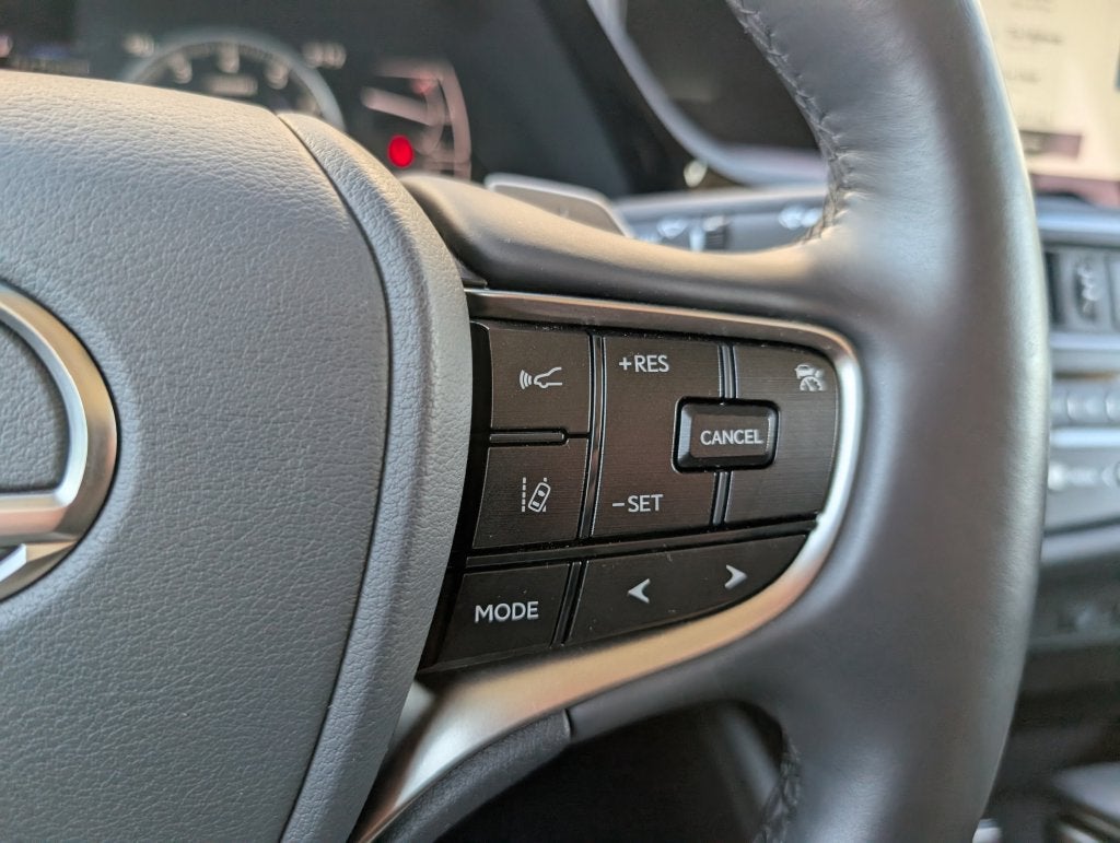 2025 Lexus ES 350