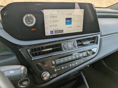 2025 Lexus ES 350