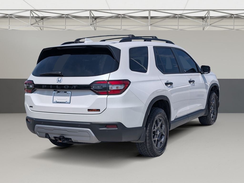 2023 Honda Pilot TrailSport