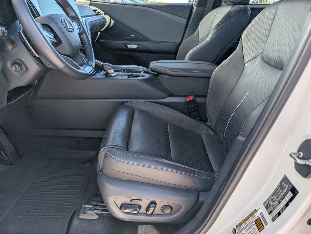 2024 Lexus TX 350 Luxury w/2nd Row Captain's