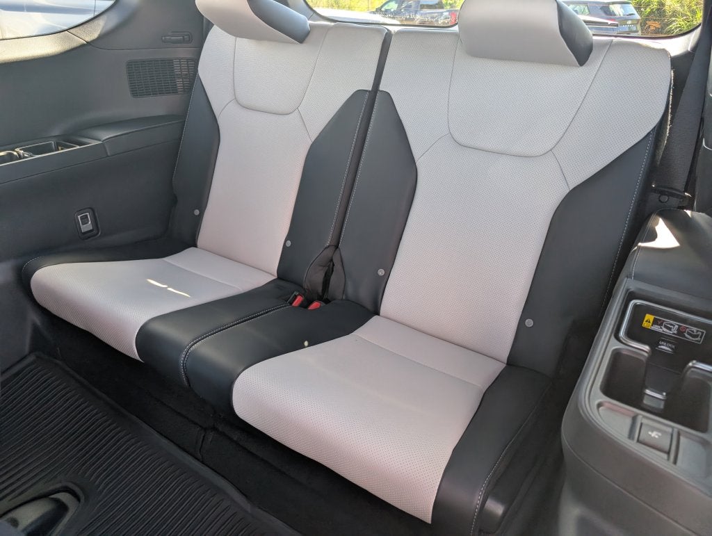2026 Lexus TX 350 F SPORT Handling