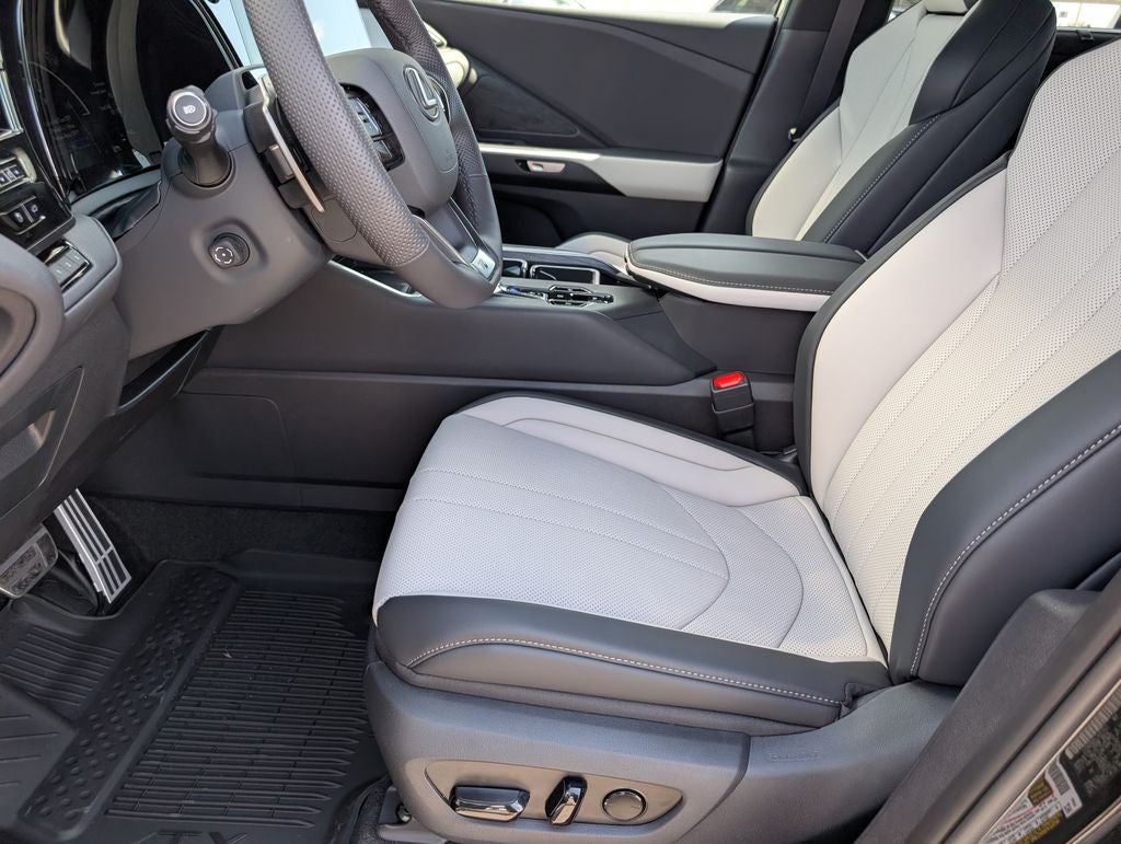 2026 Lexus TX 500h F SPORT Performance Premium