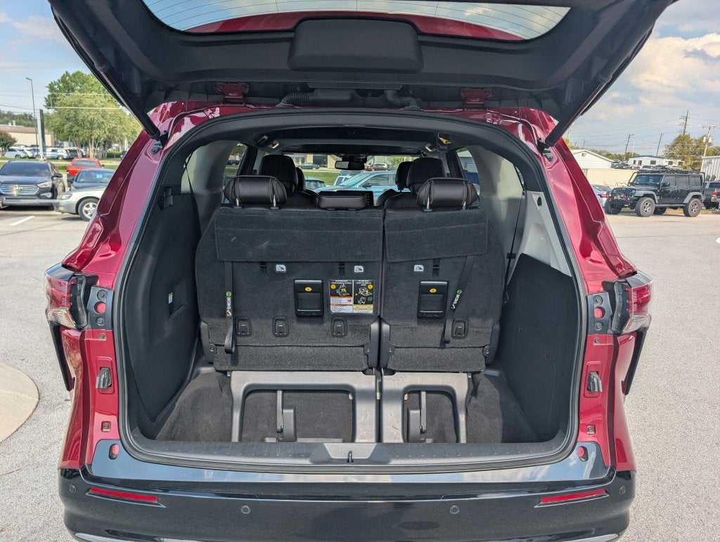 2021 Toyota Sienna Platinum 7 Passenger