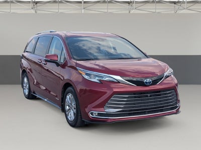 2021 Toyota Sienna Platinum 7 Passenger
