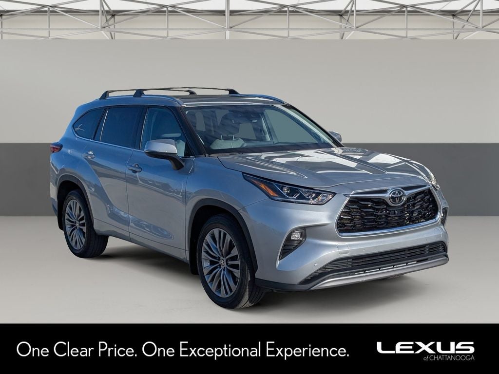 2022 Toyota Highlander Platinum