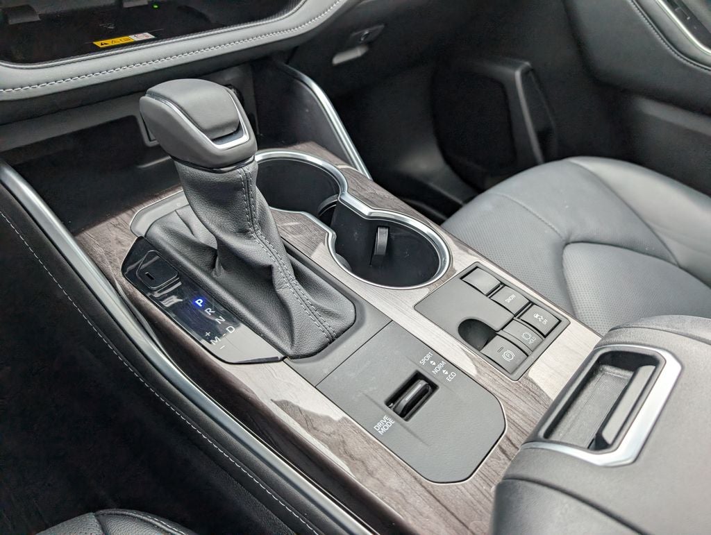 2024 Toyota Highlander Platinum