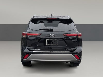 2024 Toyota Highlander Platinum