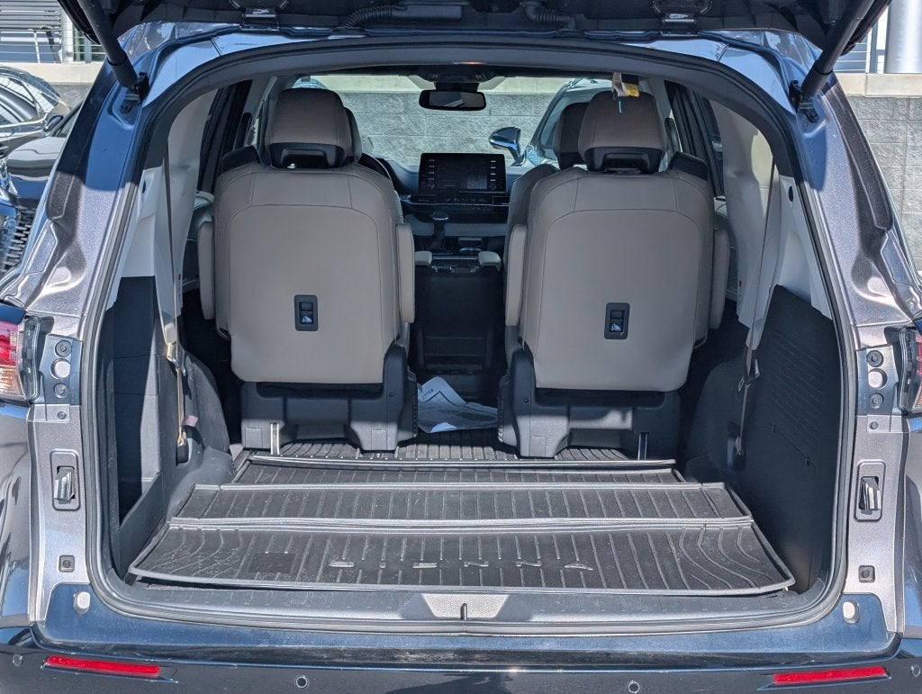 2024 Toyota Sienna Limited 7 Passenger