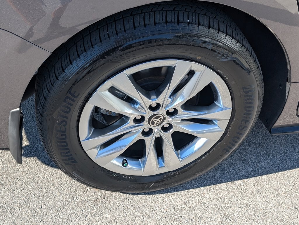 2024 Toyota Sienna Limited 7 Passenger