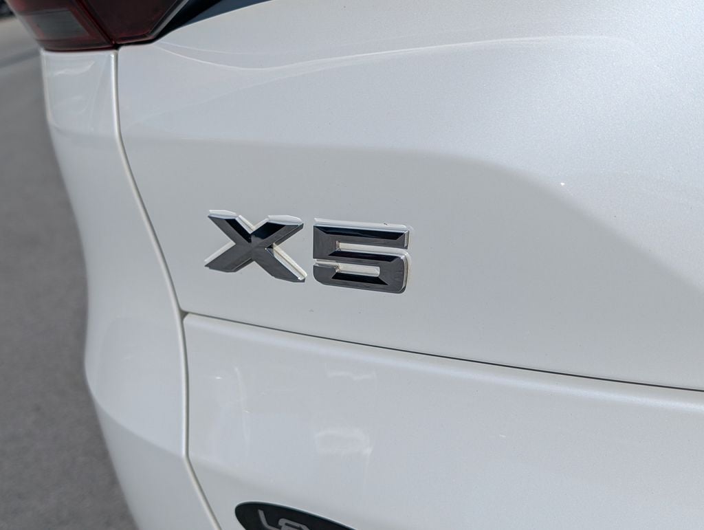 2023 BMW X5 sDrive40i