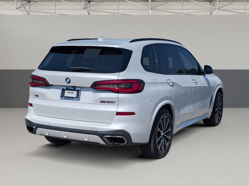2020 BMW X5 M50i w/EXECUTIVE PKG