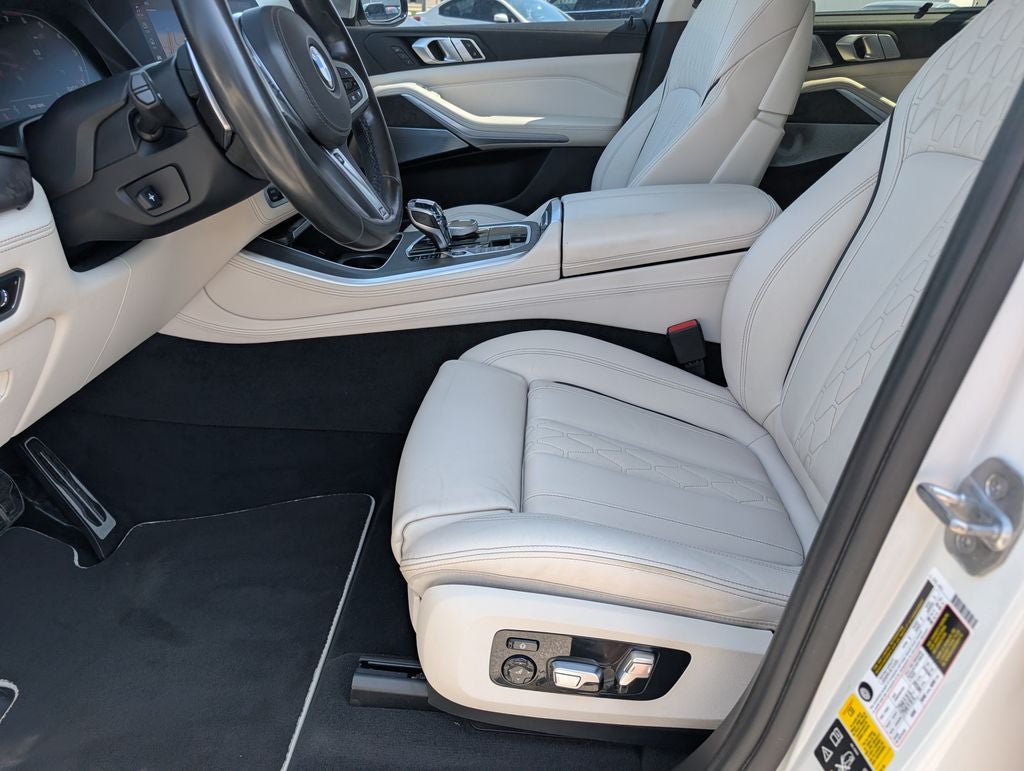 2020 BMW X5 M50i w/EXECUTIVE PKG