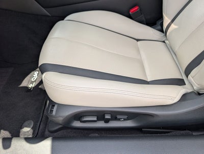 2022 INFINITI Q60 LUXE