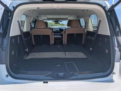 2026 INFINITI QX80 LUXE