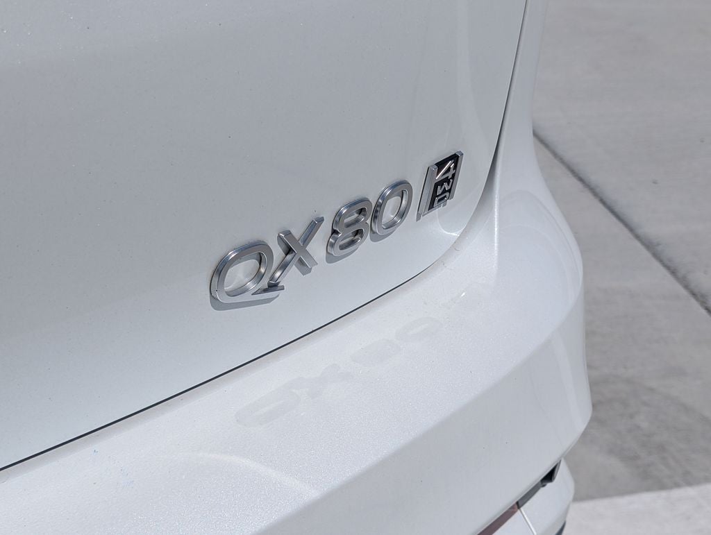 2026 INFINITI QX80 LUXE