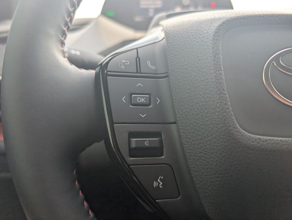 2025 Toyota Prius Plug-In Hybrid XSE