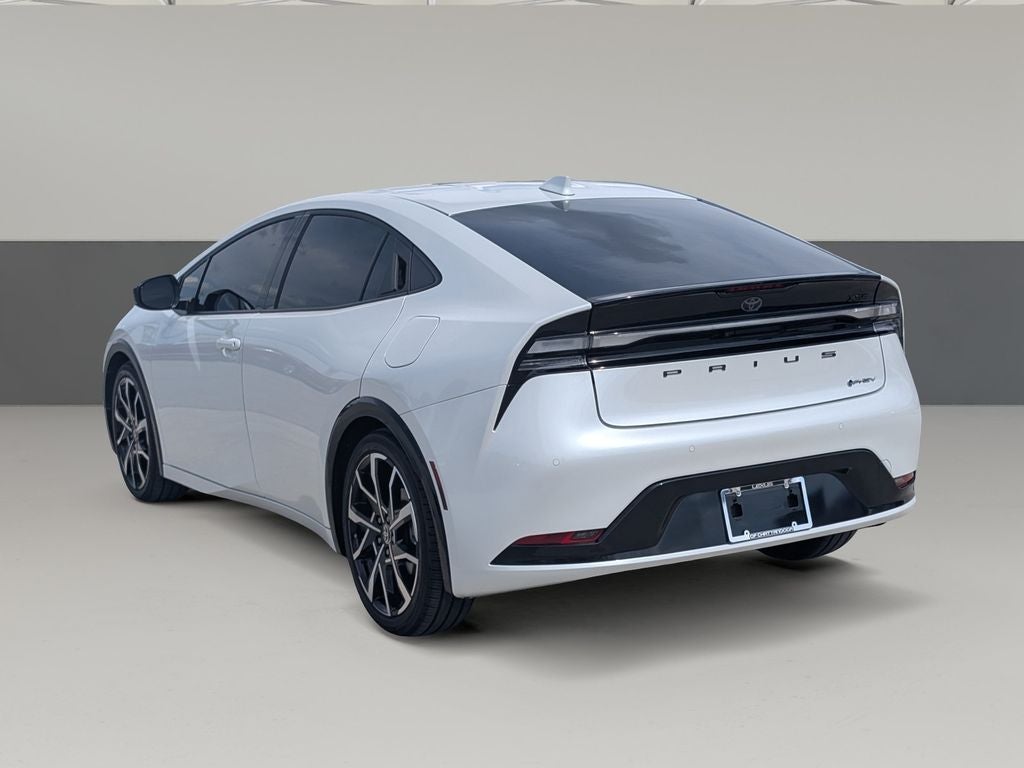 2025 Toyota Prius Plug-In Hybrid XSE