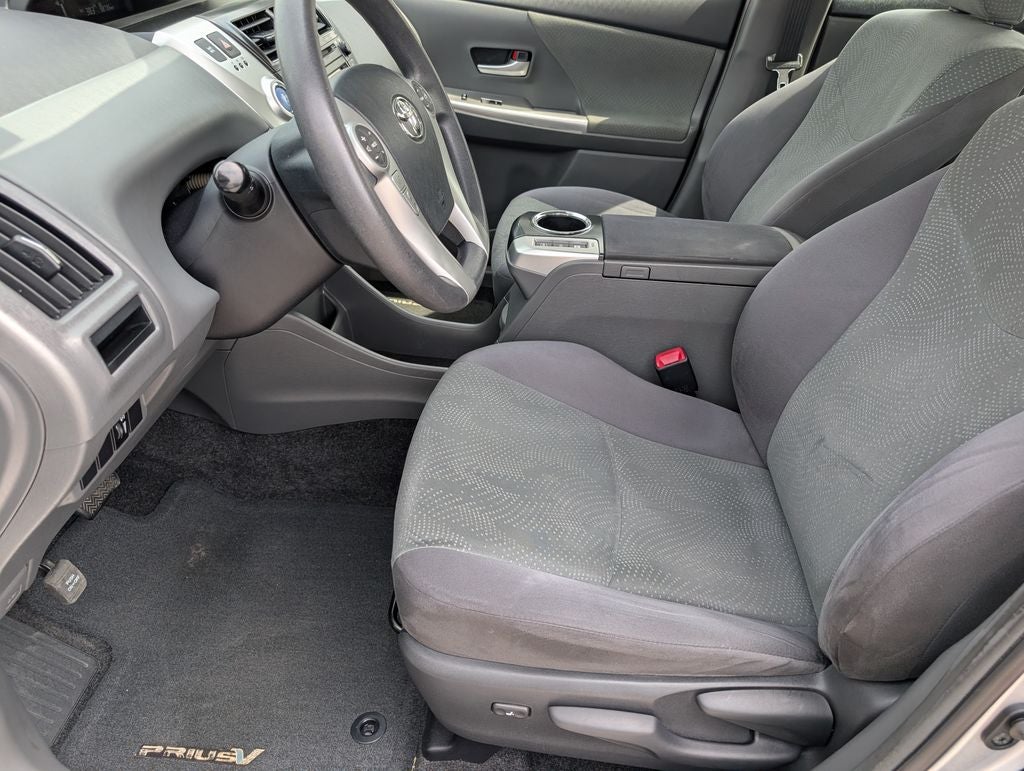 2014 Toyota Prius v Three