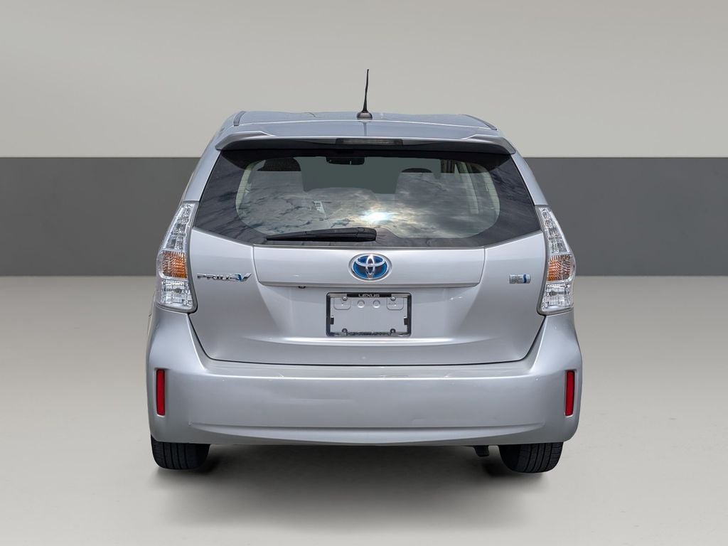 2014 Toyota Prius v Three