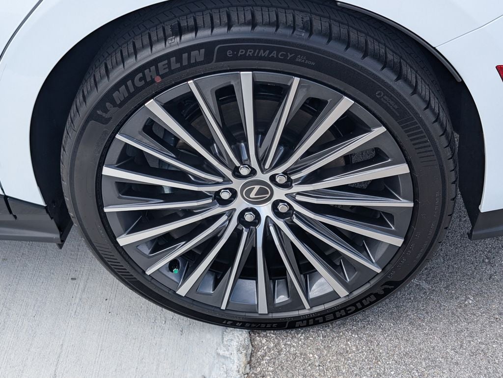 2026 Lexus ES 