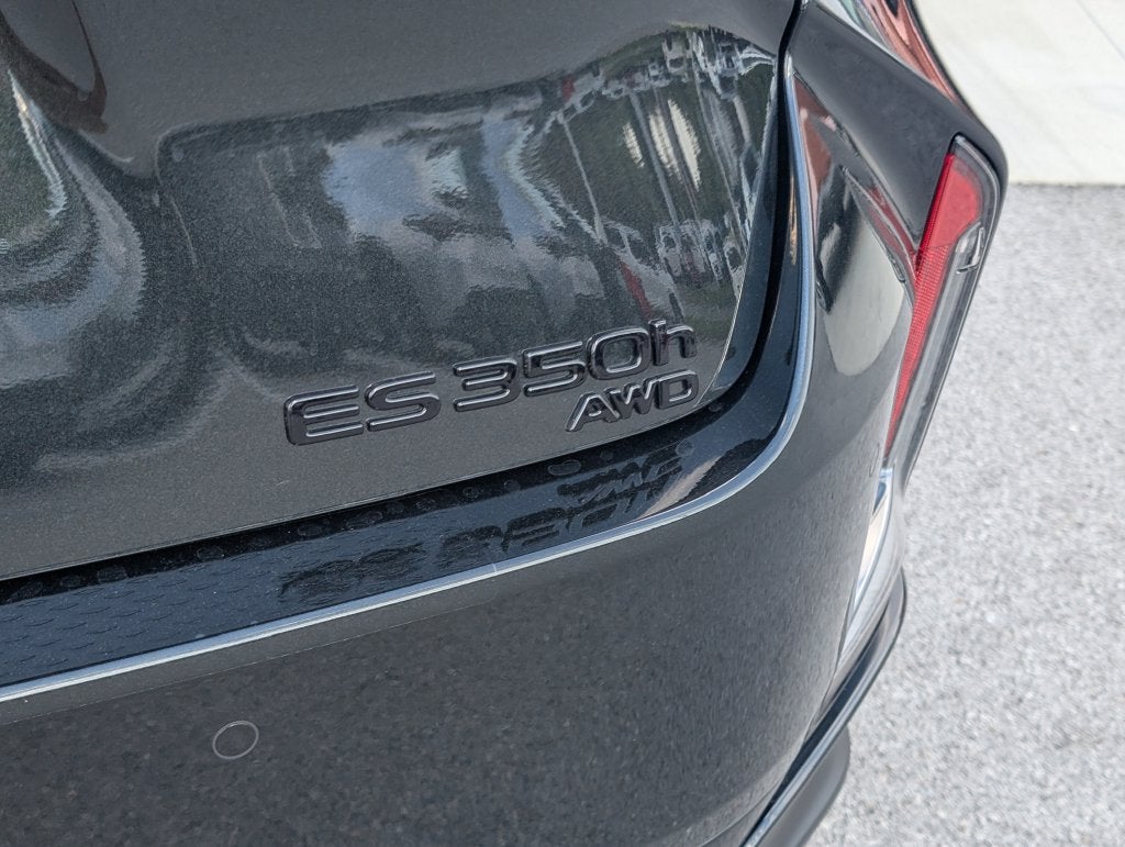 2026 Lexus ES 350h Premium+