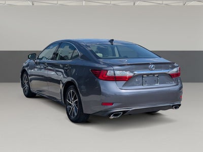 2017 Lexus ES 350 w/Navigation Pkg