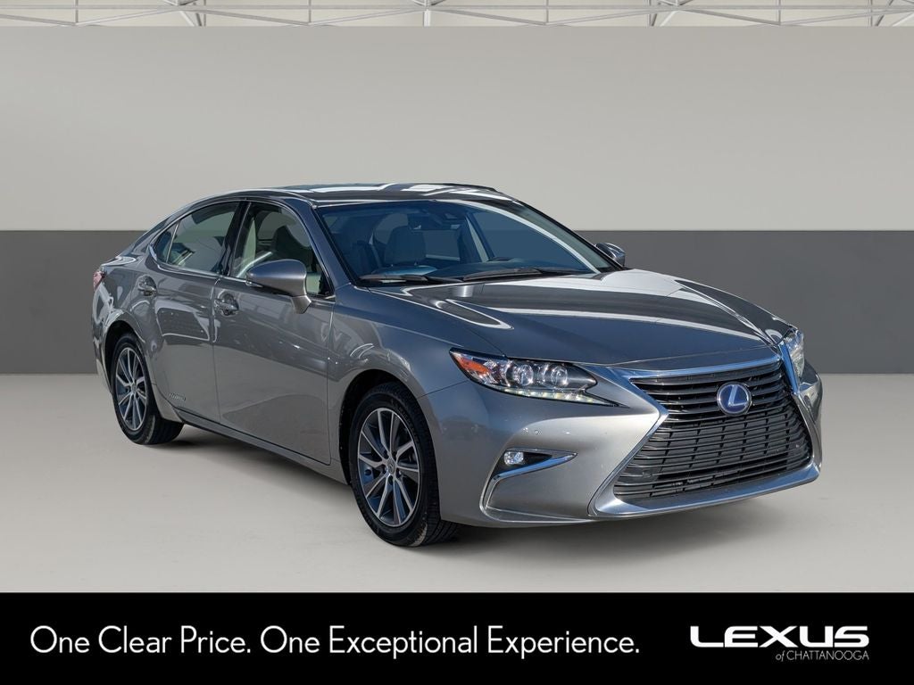 2016 Lexus ES 300h